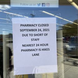 Walgreens - Closed sign