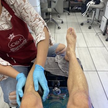 Queen & King Nail Salon - Hot Stone Massage included with spa pedi - Nail Salons Near Me - Henderson, Nevada Queen & King Nail Salon - Hot Stone Massage included with spa pedi - Nail Salons Near Me - Henderson, Nevada