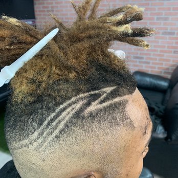 817 barbershop - Come get a fresh cut by bluz - Barbers Near Me - Arlington, Texas 817 barbershop - Come get a fresh cut by bluz - Barbers Near Me - Arlington, Texas