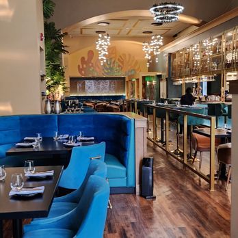 Farzi Cafe - Indian Near Me - Bellevue, Washington