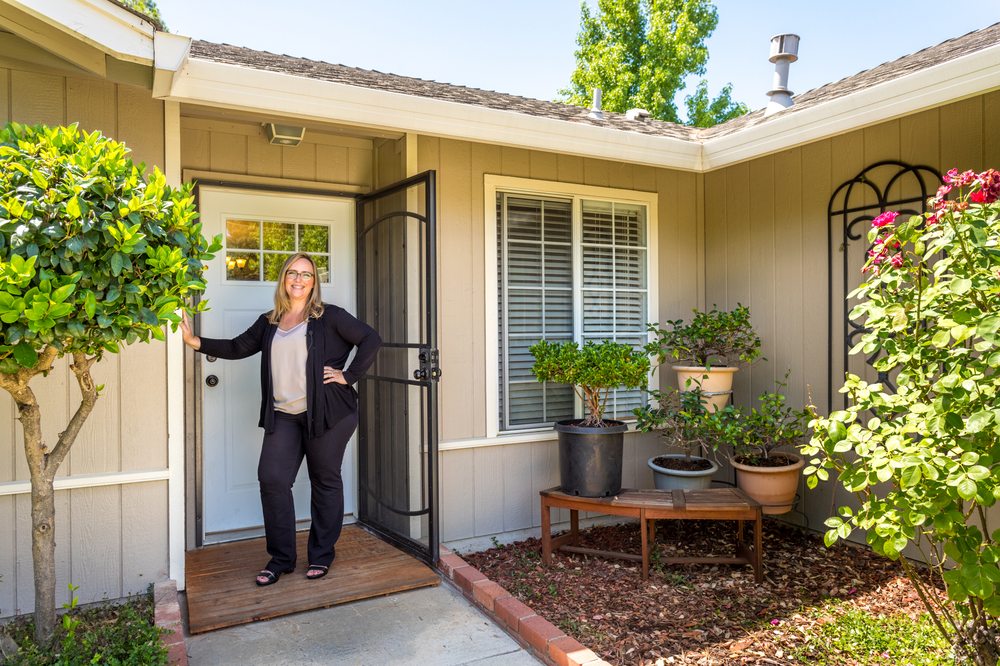 JENN SLOAN REALTOR VENTURE PROPERTIES Updated September 2024