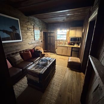 Bankersmith - The Airbnb area was really spacious and awesome for us to enjoy! It had a lot of beds, & private bathrooms. - Dive Bars Near Me - Fredericksburg, Texas