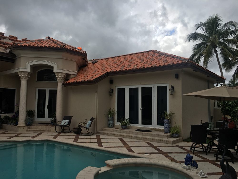 Slide of Glades Edge Roofing