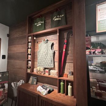 Cong Caphe - Coffee & Tea Near Me - Toronto, Ontario