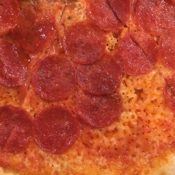Vero Cucino Rustico - So thin and so greasy - Pizza Near Me - Middletown, Connecticut Vero Cucino Rustico - So thin and so greasy - Pizza Near Me - Middletown, Connecticut