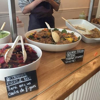 Yem'a - Mmmm... so many goodies to choose from. - Vegan Near Me - Paris, 75