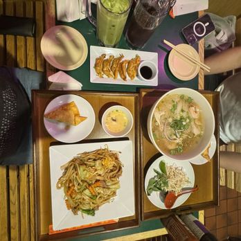 Thai Basil Express - Sushi Bars Near Me - Springdale, Arkansas Thai Basil Express - Sushi Bars Near Me - Springdale, Arkansas