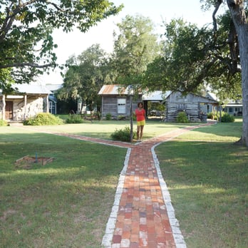 Rose Mansion Bed & Breakfast - Walkway toward the cabins. - Bed & Breakfast Near Me - Salado, Texas Rose Mansion Bed & Breakfast - Walkway toward the cabins. - Bed & Breakfast Near Me - Salado, Texas