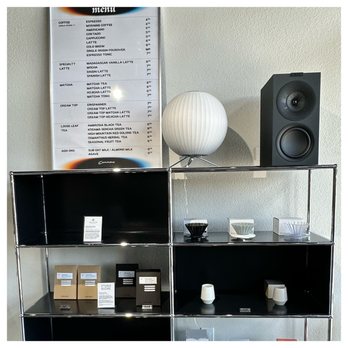 Commons Cafe - Decor - Coffee & Tea Near Me - Irvine, California