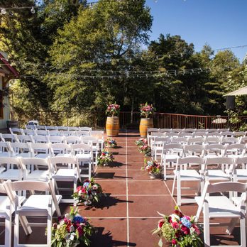 Bargetto Winery - Wedding ceremony - Wineries Near Me - Soquel, California Bargetto Winery - Wedding ceremony - Wineries Near Me - Soquel, California