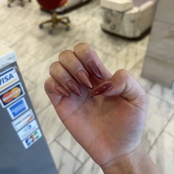Diamond Nails & Spa - pink cat eye, gel x - Nail Salons Near Me - Las Vegas, Nevada Diamond Nails & Spa - pink cat eye, gel x - Nail Salons Near Me - Las Vegas, Nevada