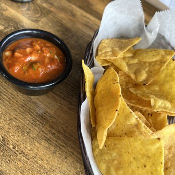 Cafe El Tapatio - Chips and Salsa - Mexican Near Me - Glenview, Illinois