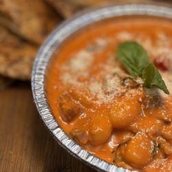 Acqua e Farina by Ciro Esposito - Gnocchi Prosciutto in Pink Sauce
