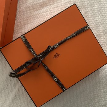 Hermès - Leather Goods Near Me - Chicago, Illinois