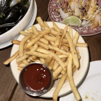 Dudley Market - Fries - Wine Bars Near Me - Venice, California Dudley Market - Fries - Wine Bars Near Me - Venice, California