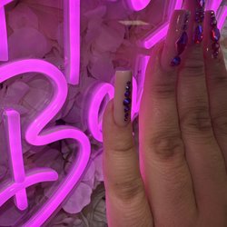 Honey Nail Salon