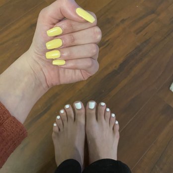 Luminous Nail Lounge - Shellac acrylics with Pedicure - Nail Salons Near Me - Lake Stevens, Washington