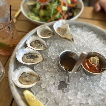 The Boathouse Restaurant - Maine Oysters - Seafood Near Me - Kennebunkport, Maine