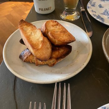 Bateau - Toasted bread - Steakhouses Near Me - Seattle, Washington