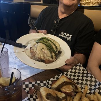 Ashland Ale House - Chicken Cordon Bleu - American Near Me - Ashland, Massachusetts Ashland Ale House - Chicken Cordon Bleu - American Near Me - Ashland, Massachusetts
