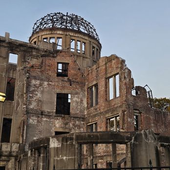 原爆供養塔 - Updated December 2025 - 54 Photos - 中区中島町1, 広島