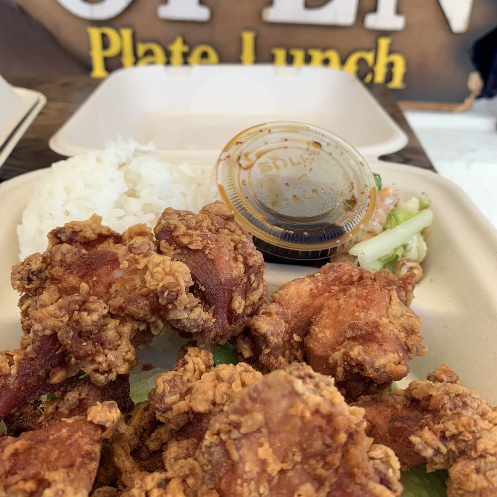 Pioneer Saloon - Garlic chicken - Japanese Near Me - Honolulu, Hawaii