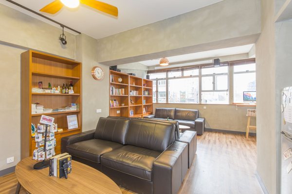 Check Inn HK by null