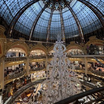 Galeries Lafayette Haussmann - Department Stores Near Me - Paris, 75