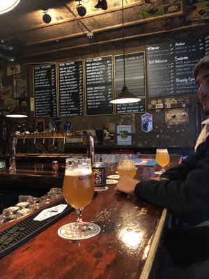 Cafe Gollem Raamsteeg by null