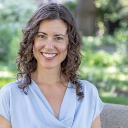Mulberry Acupuncture & Wellness - Courtney Smith, L.Ac, FABORM, MSAC, practitioner at Mulberry Acupuncture & Wellness. Focused on fertility and women's health.
