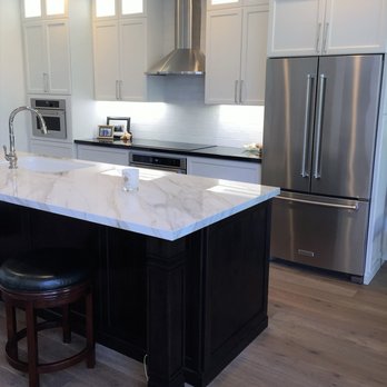 Closet Masters - Kitchen cabinets in white and island - Home Organization Near Me - Scottsdale, Arizona Closet Masters - Kitchen cabinets in white and island - Home Organization Near Me - Scottsdale, Arizona