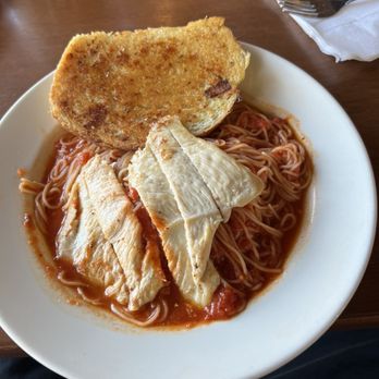 Presto Pasta - Angel hair pasta, marinara sauce, chicken breast. Excellent! - Italian Near Me - Ventura, California Presto Pasta - Angel hair pasta, marinara sauce, chicken breast. Excellent! - Italian Near Me - Ventura, California