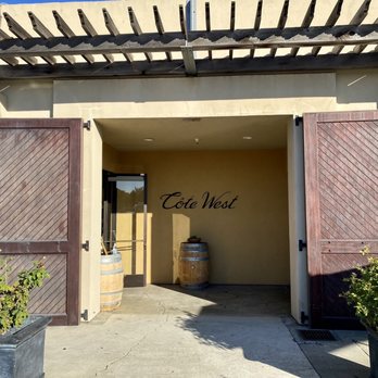 Côte West - Entrance - Wine Tasting Room Near Me - Oakland, California