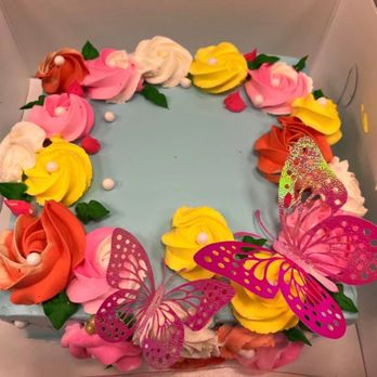 Baskin-Robbins - a cake decorated with flowers and butterflies - Ice Cream & Frozen Yogurt Near Me - Vacaville, California
