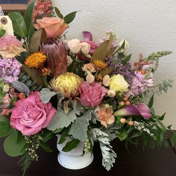 Galena Forest Flowers - Designer's Choice Lux - Florists Near Me - Reno, Nevada