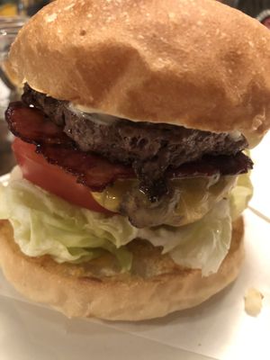 Center4 Hamburgers by null