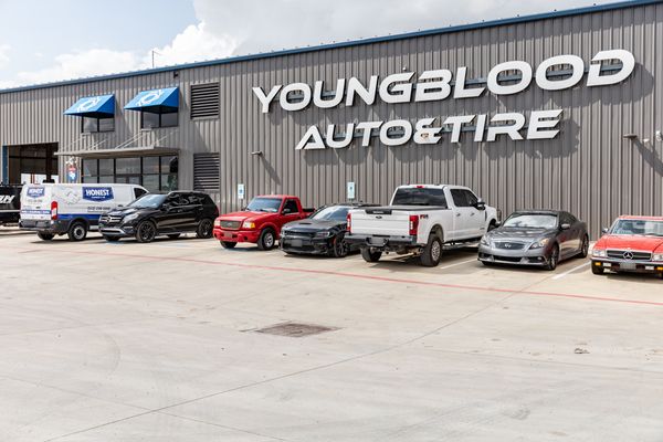 Youngblood Automotive & Tire - Buda