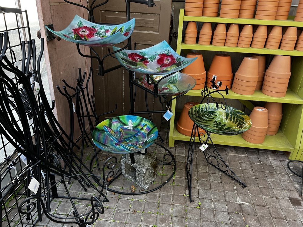 COUNTRY ROAD FARMS NURSERY & GARDEN Updated September 2024 41 Hall