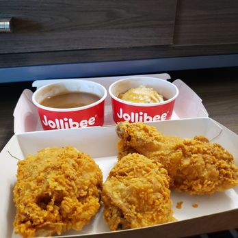 Jollibee - 3 piece with mashed potatoes and gravy - Fast Food Near Me - Sacramento, California Jollibee - 3 piece with mashed potatoes and gravy - Fast Food Near Me - Sacramento, California