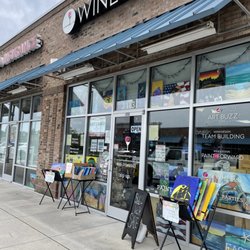 Wine & Design - Out front