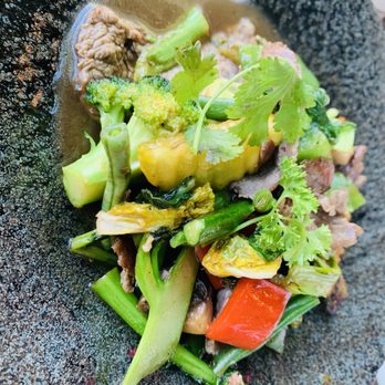 Prai Kitchen - Mixed Vegetable with Beef - Salad Near Me - West Hartford, Connecticut
