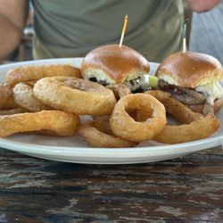 Finns Beachside Pub - Bacon jam sliders (comes with 3) with Onion Rings