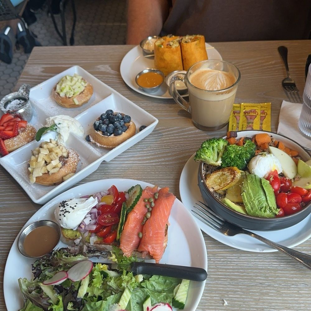 The Hen - Salmon Toast, Waffles - Breakfast & Brunch Near Me - Ann Arbor, Michigan The Hen - Salmon Toast, Waffles - Breakfast & Brunch Near Me - Ann Arbor, Michigan