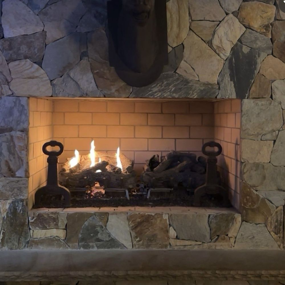 CharBar No 7 - Beautiful fireplace in heated patio room - Seafood Near Me - Greensboro, North Carolina
