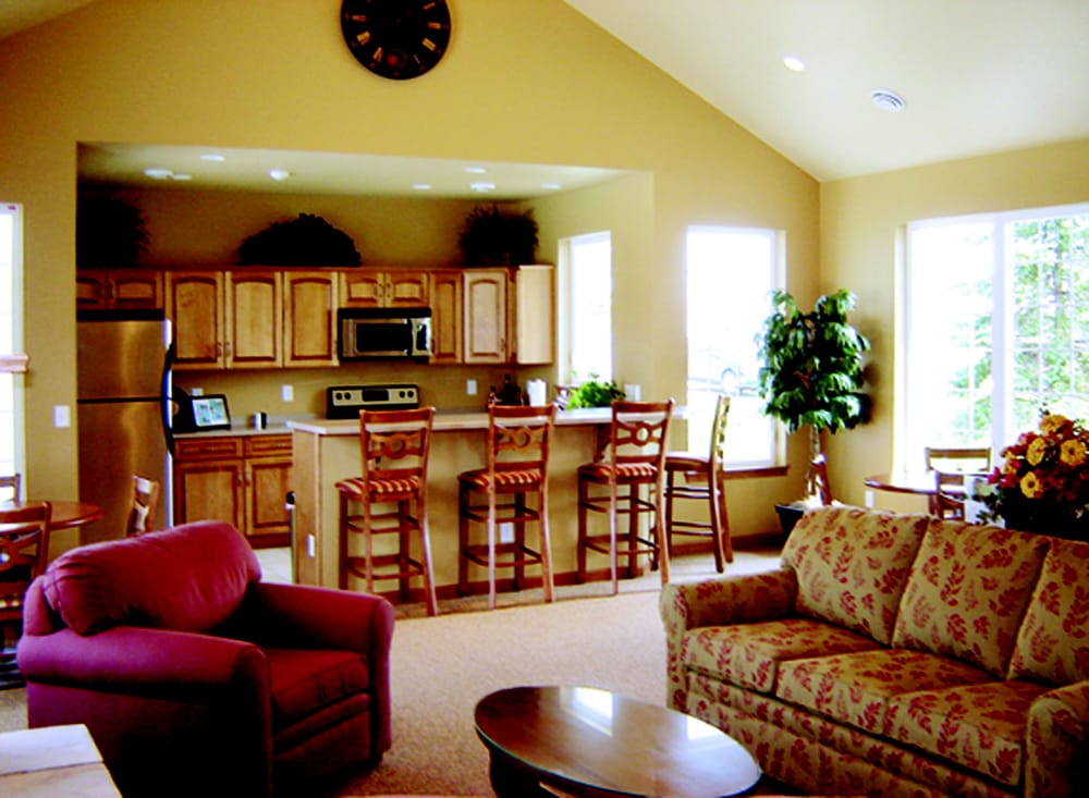 PARQUELYNN VILLAGE APARTMENTS Updated May 2024 11 Photos 4703