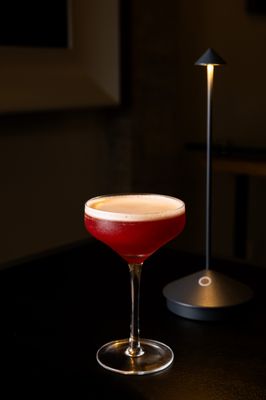 Queen Jayne’s Lounge & Royal Drinkery by null