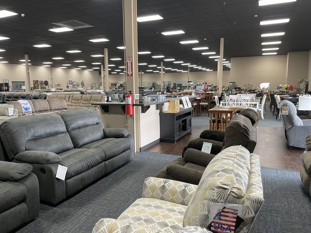 FITZPATRICK’S FURNITURE Updated August 2024 7100 Preston Hwy