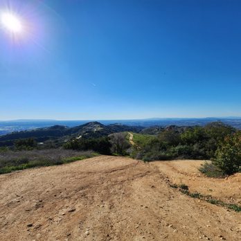 Hellman Park - At the top by the water tower Feb 2024 - Parks Near Me - Whittier, California