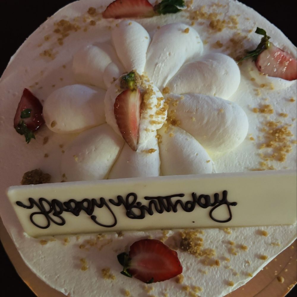Porto's Bakery and Cafe - Birthday Cake Round strawberry shortcake - Bakeries Near Me - Northridge, California Porto's Bakery and Cafe - Birthday Cake Round strawberry shortcake - Bakeries Near Me - Northridge, California