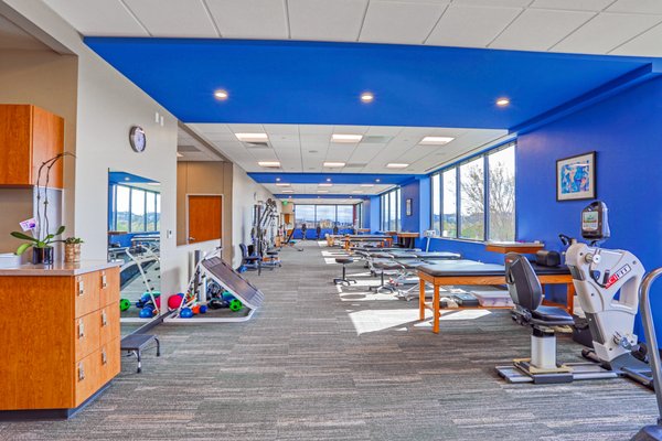 Symmetry Physical Therapy LLC